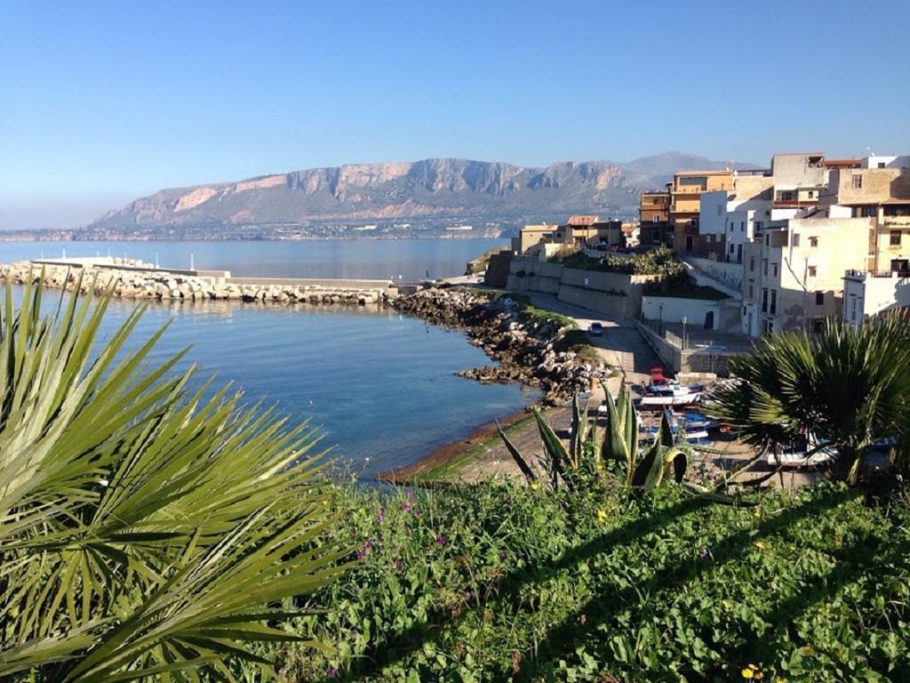 Case Vacanze Russo Trappeto (Sicily) Exterior foto